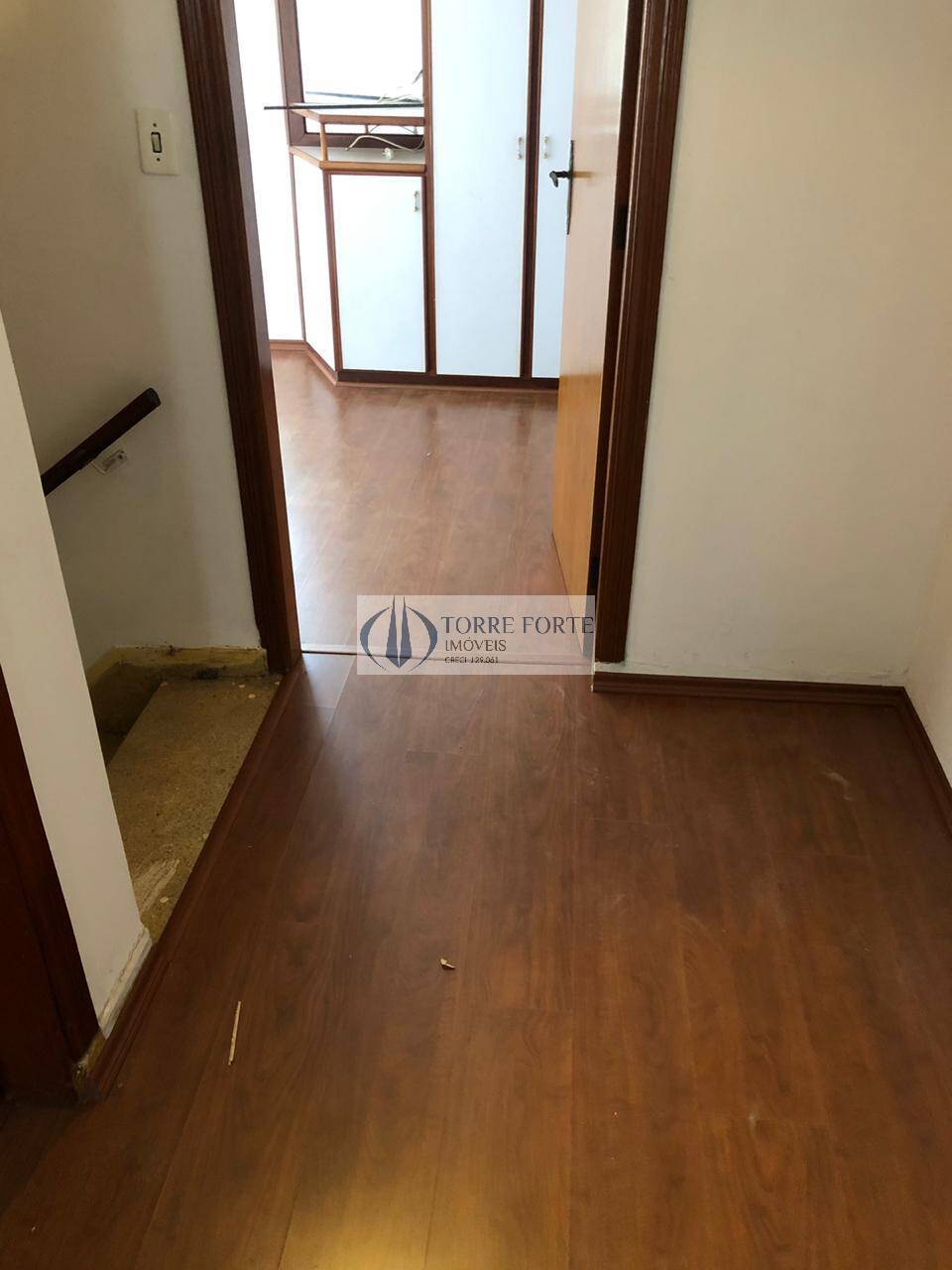 Sobrado à venda com 2 quartos, 220m² - Foto 10