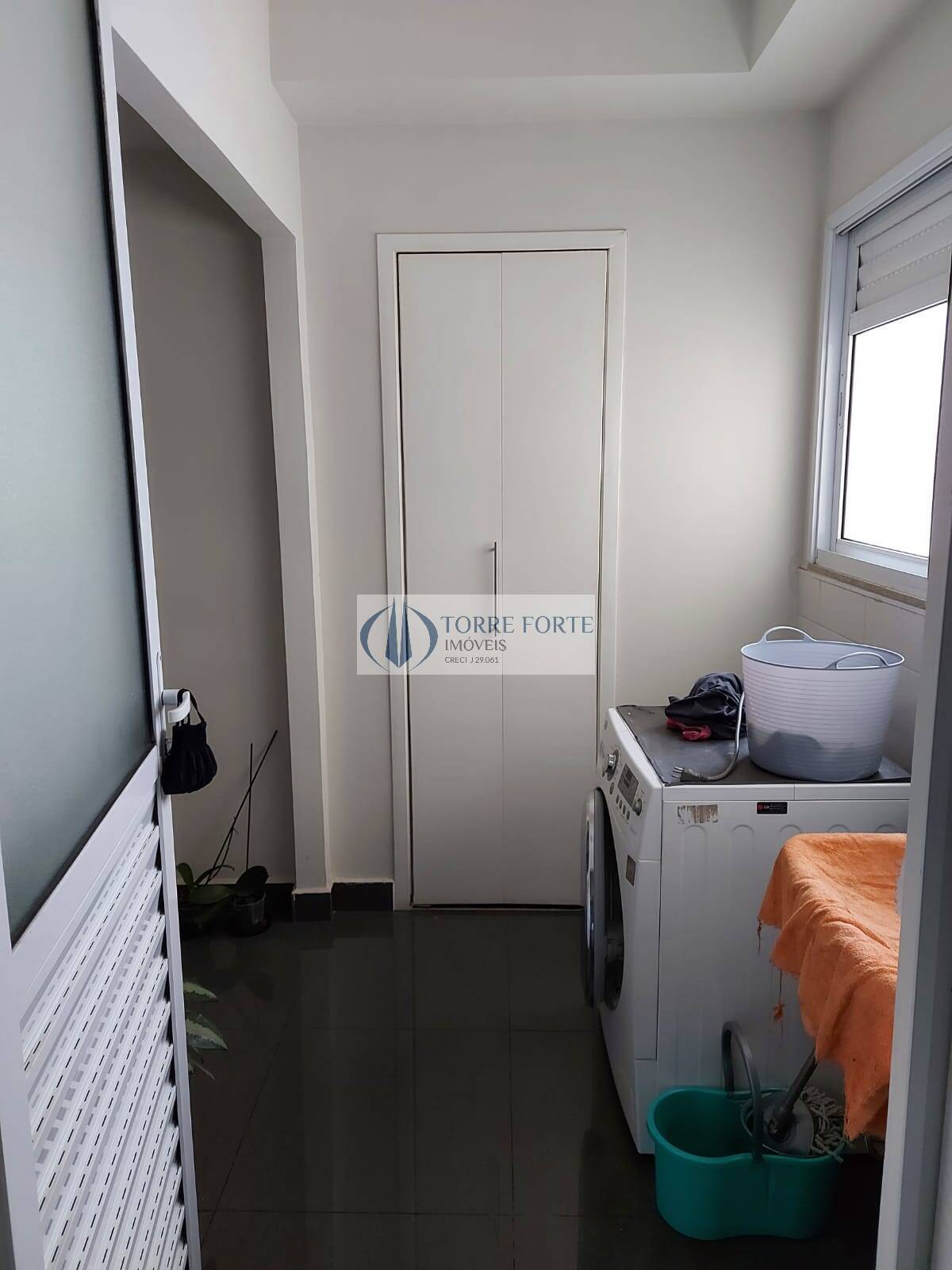 Apartamento à venda com 2 quartos, 107m² - Foto 19