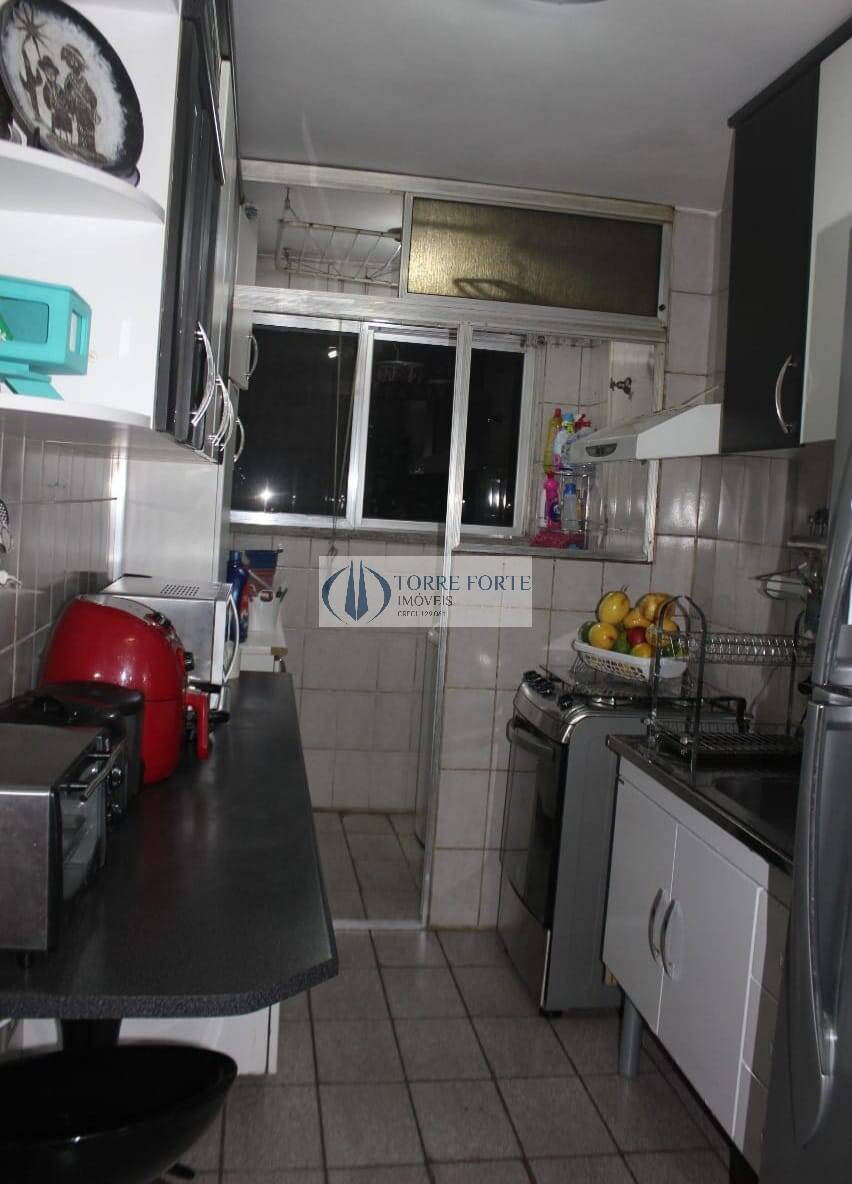 Apartamento à venda com 2 quartos, 56m² - Foto 6