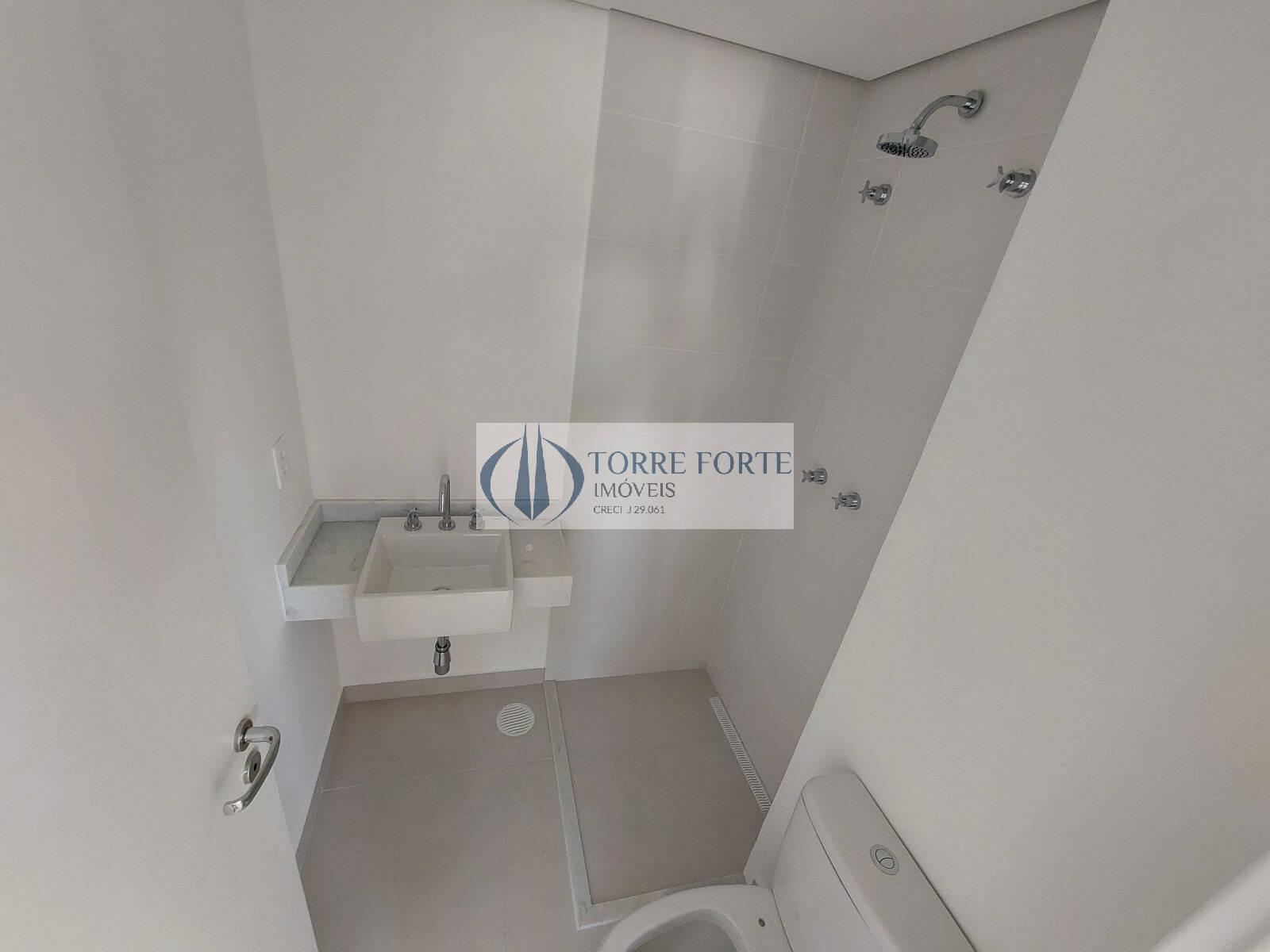 Apartamento à venda com 2 quartos, 64m² - Foto 10