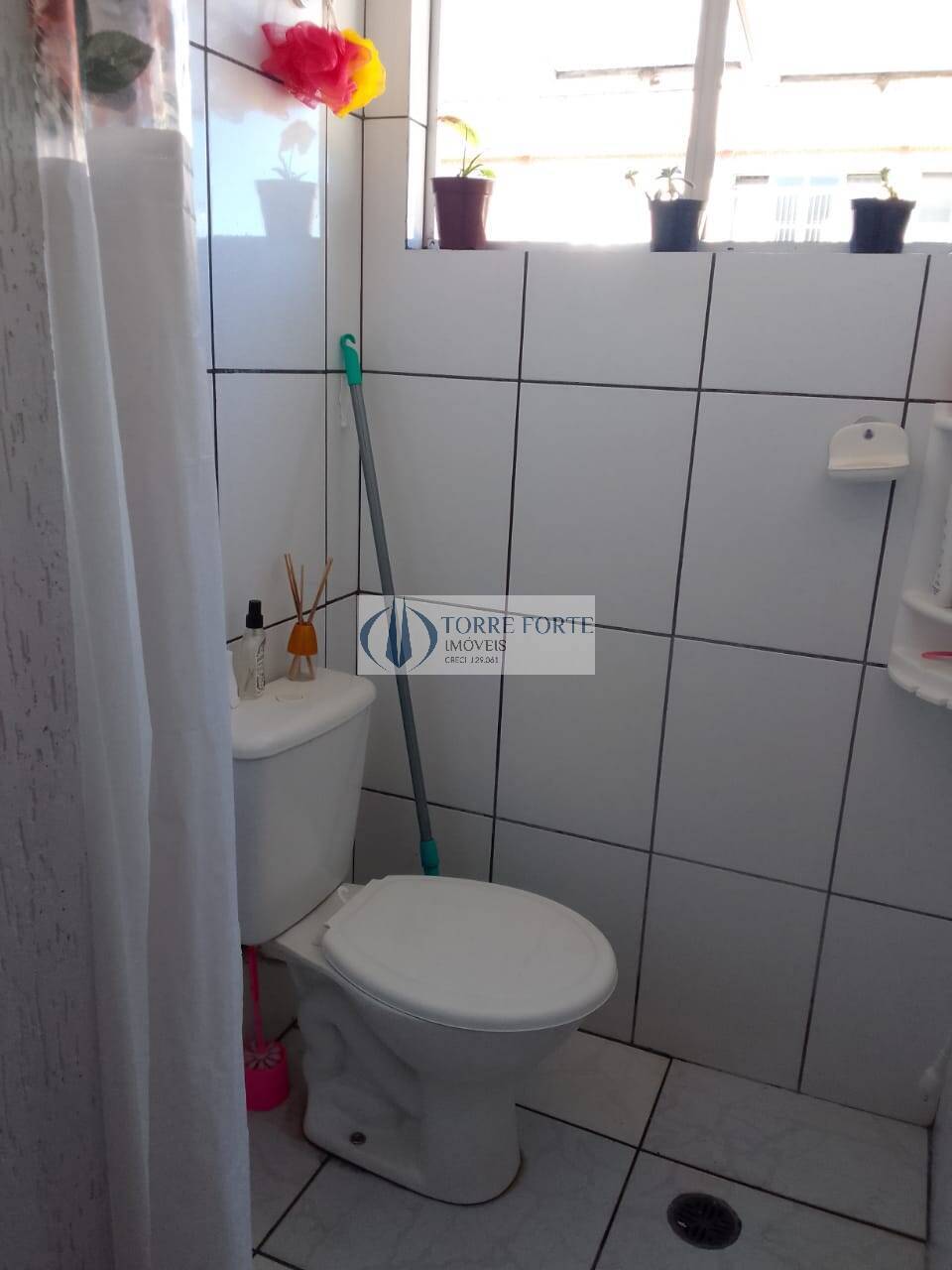 Apartamento à venda com 1 quarto, 40m² - Foto 2