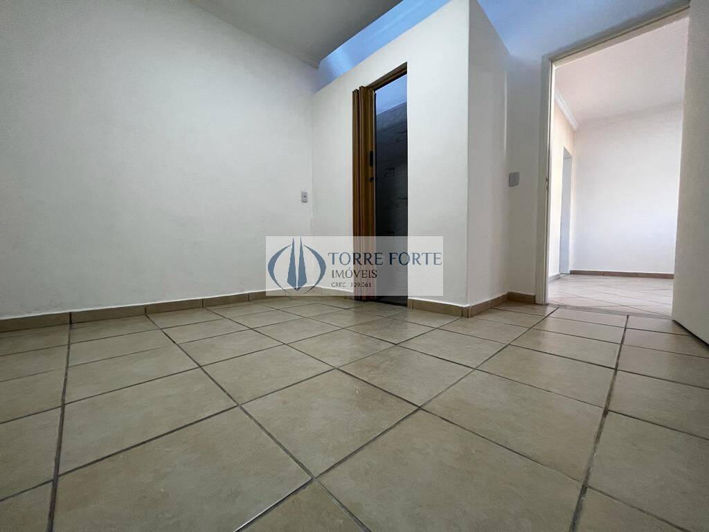 Casa à venda com 2 quartos, 138m² - Foto 11