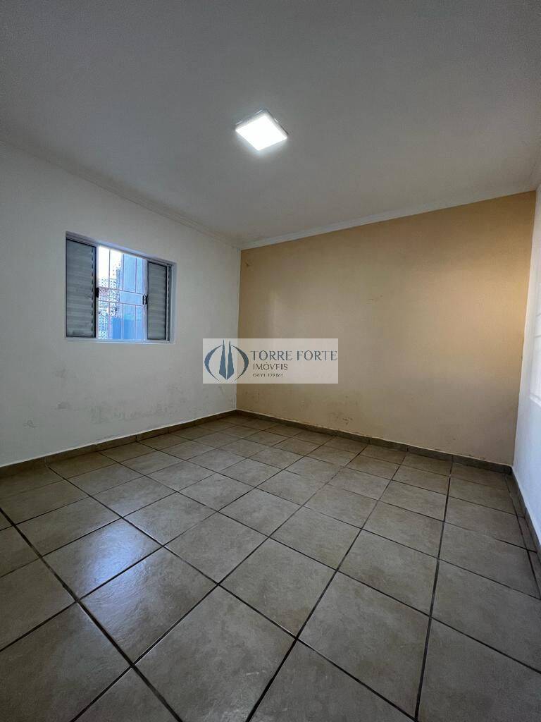 Casa à venda com 2 quartos, 138m² - Foto 13