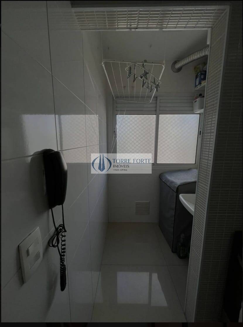 Apartamento à venda com 2 quartos, 45m² - Foto 14