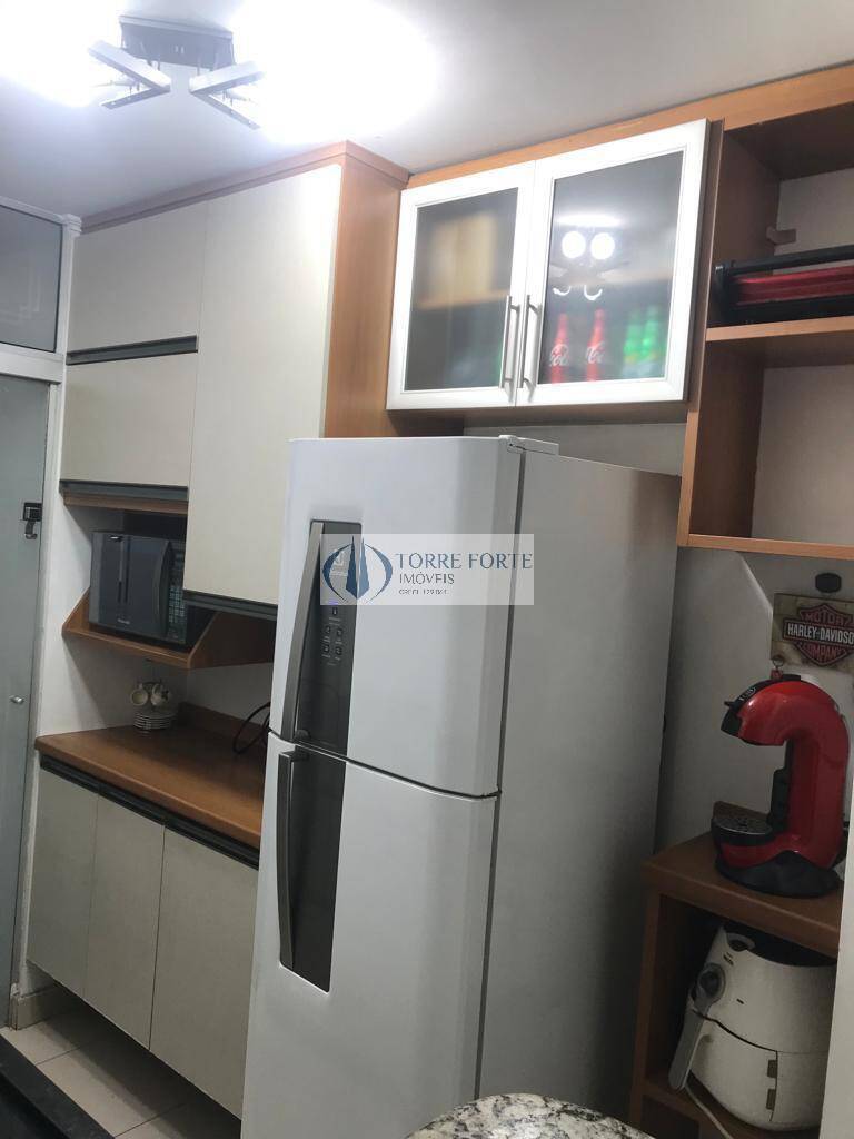 Apartamento à venda com 3 quartos, 64m² - Foto 6