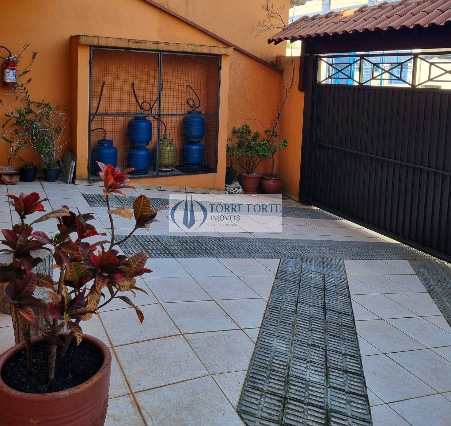 Apartamento à venda com 3 quartos, 94m² - Foto 19