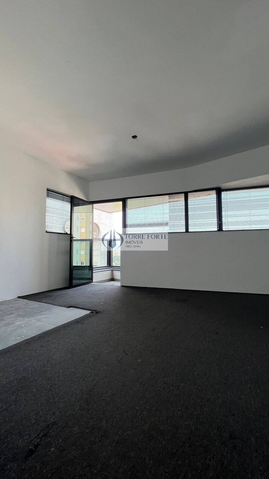 Conjunto Comercial-Sala à venda e aluguel, 72m² - Foto 26