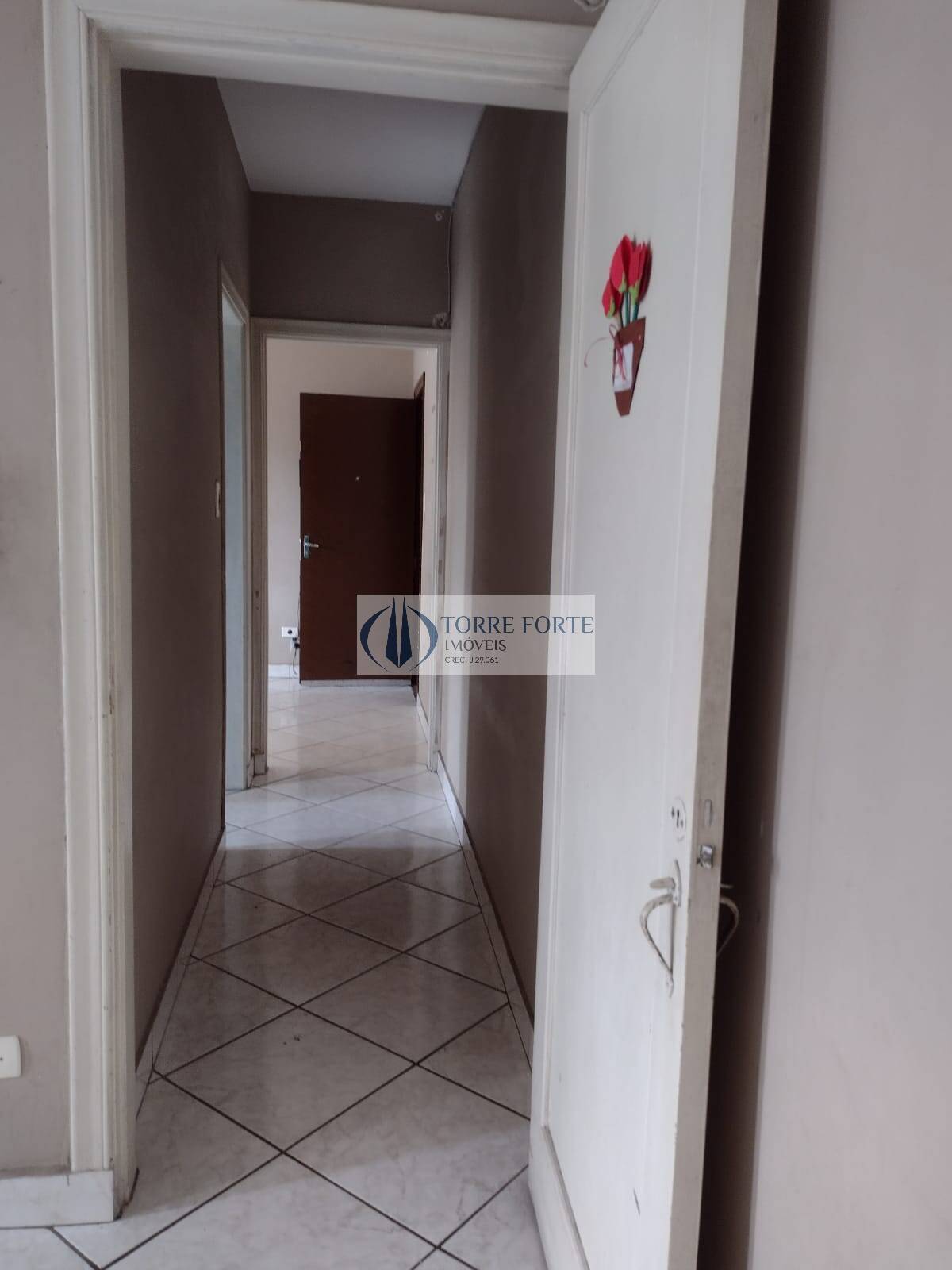 Apartamento à venda com 2 quartos, 63m² - Foto 4