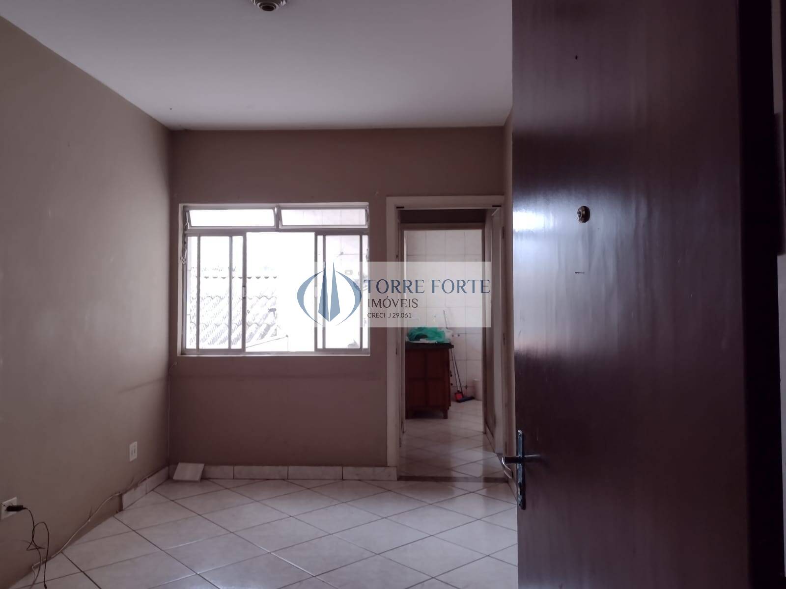 Apartamento à venda com 2 quartos, 63m² - Foto 3