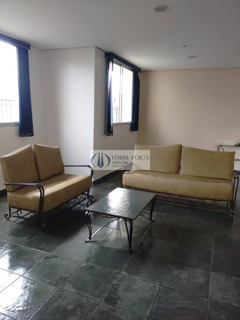 Apartamento à venda com 2 quartos, 58m² - Foto 13