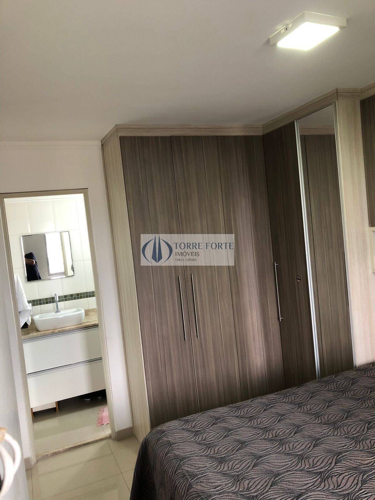 Apartamento à venda com 2 quartos, 60m² - Foto 5