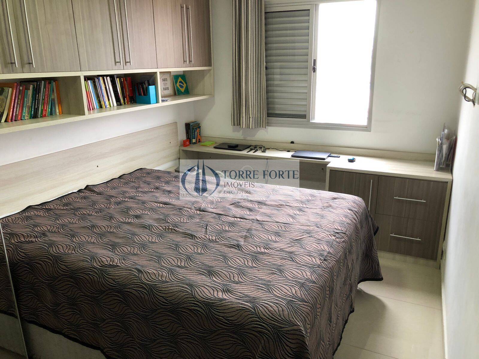 Apartamento à venda com 2 quartos, 60m² - Foto 11