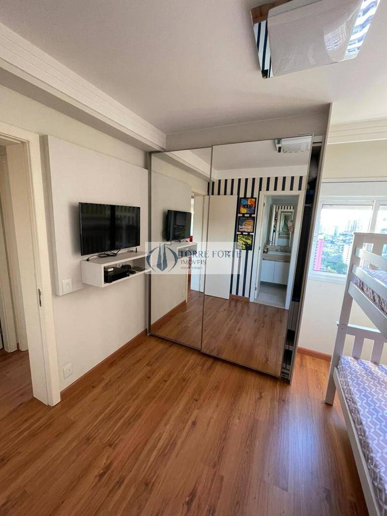 Apartamento à venda com 3 quartos, 140m² - Foto 11