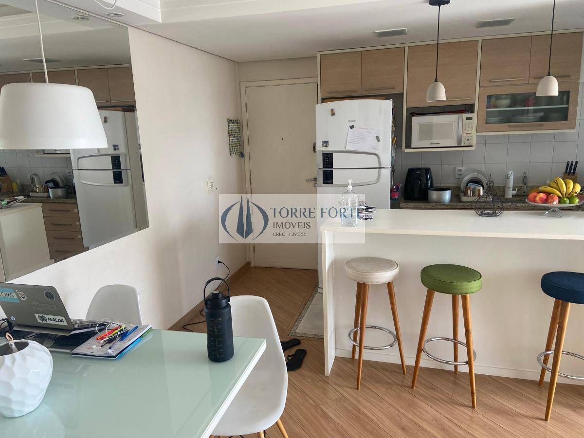 Apartamento à venda com 2 quartos, 63m² - Foto 2