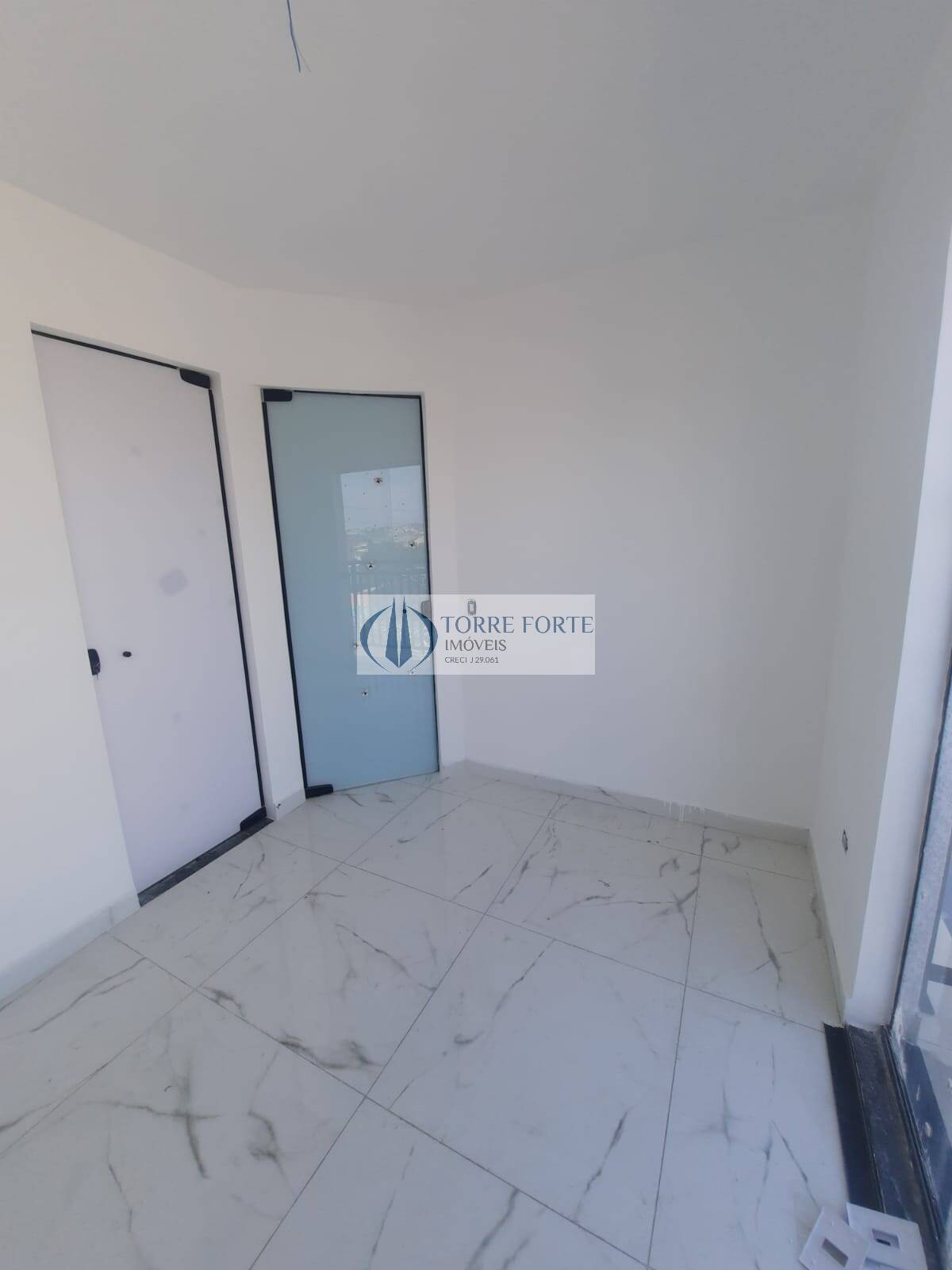 Apartamento à venda com 2 quartos, 80m² - Foto 15