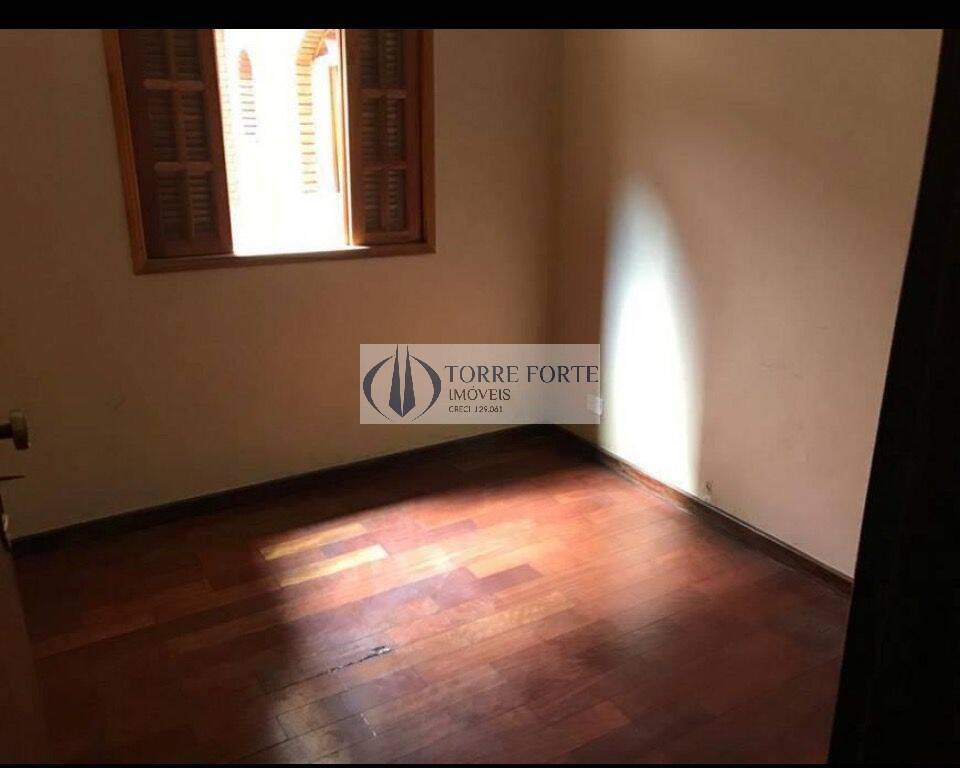 Sobrado à venda com 4 quartos, 250m² - Foto 8