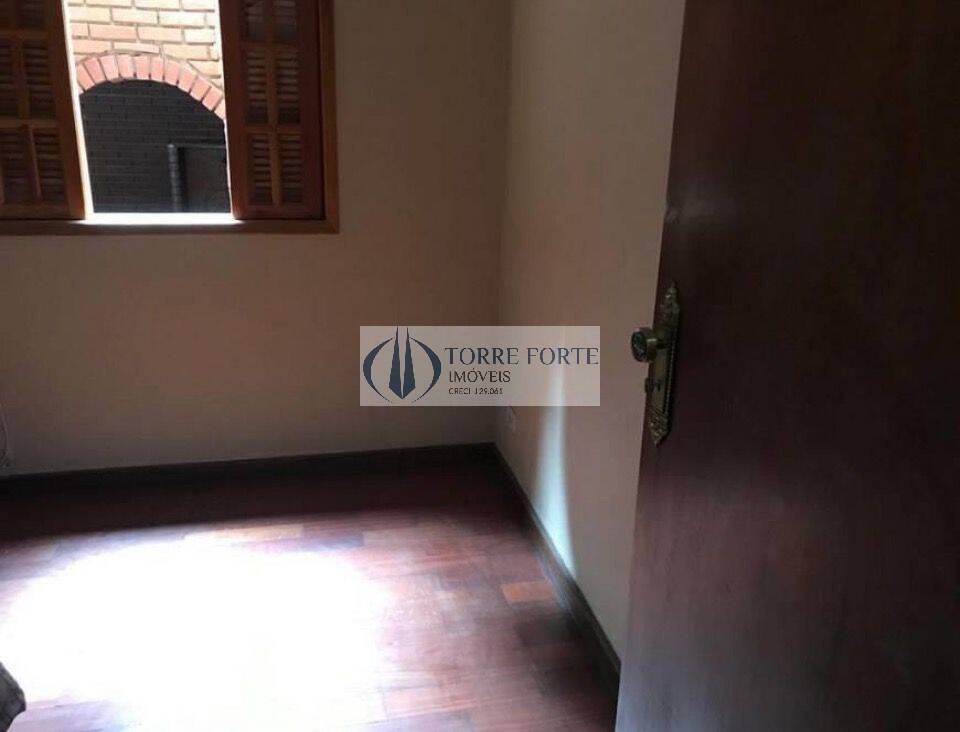 Sobrado à venda com 4 quartos, 250m² - Foto 11