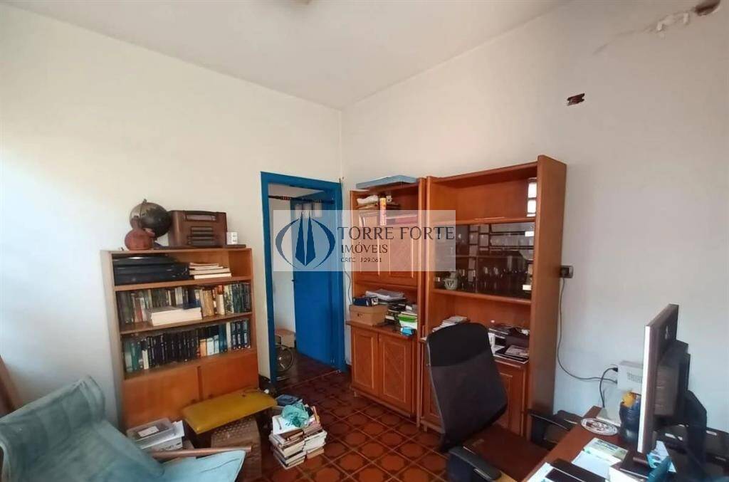 Casa à venda com 5 quartos, 170m² - Foto 4