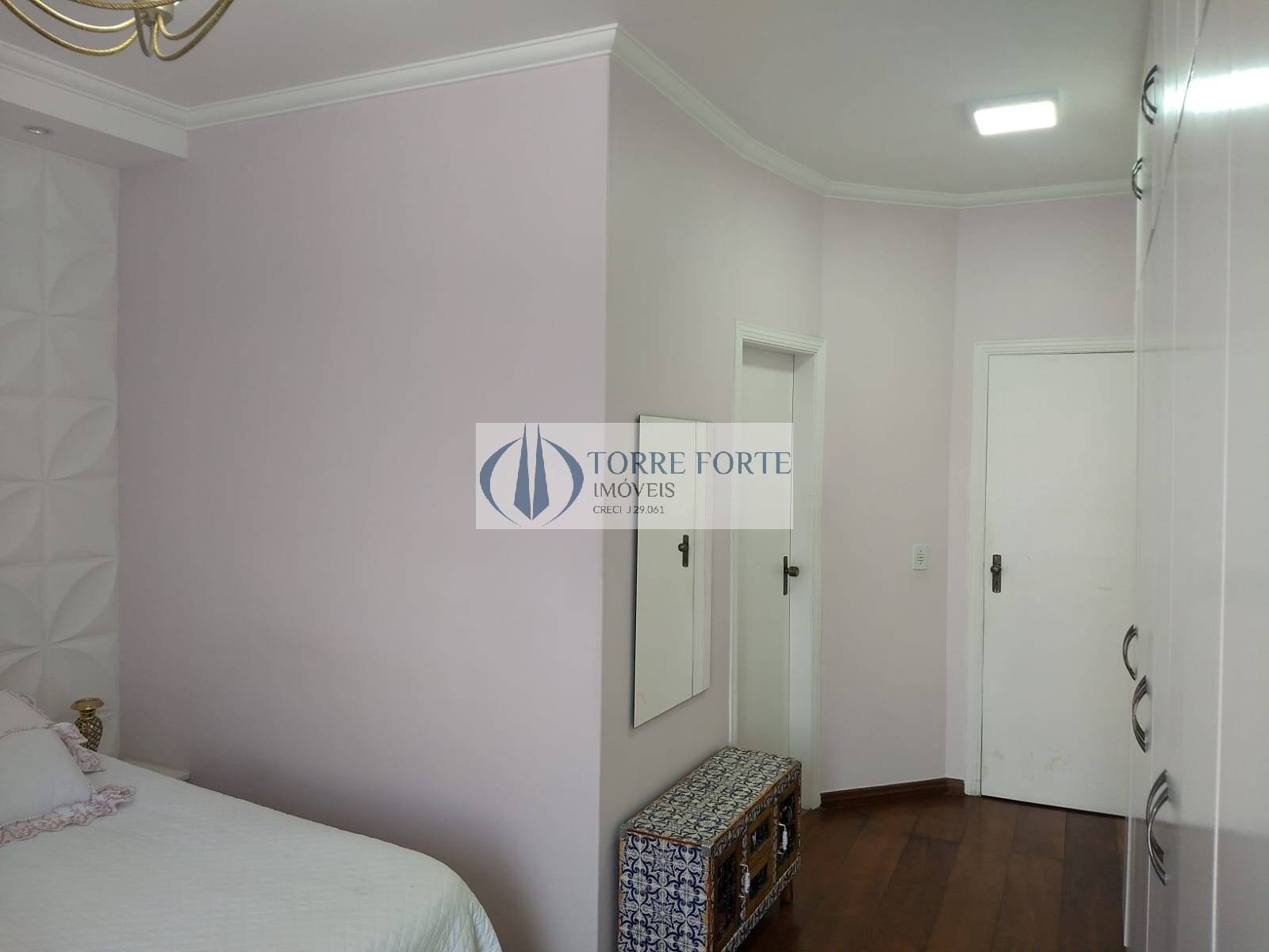 Casa à venda com 3 quartos, 250m² - Foto 13