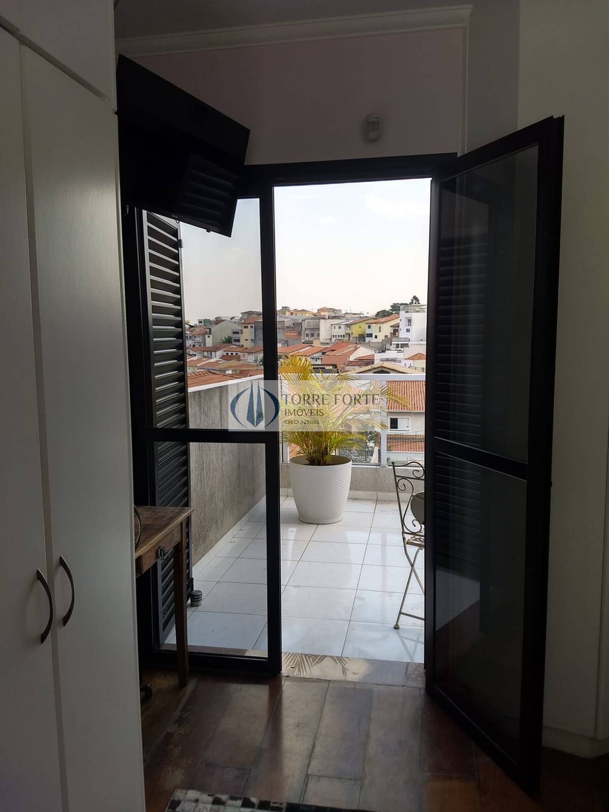 Casa à venda com 3 quartos, 250m² - Foto 32