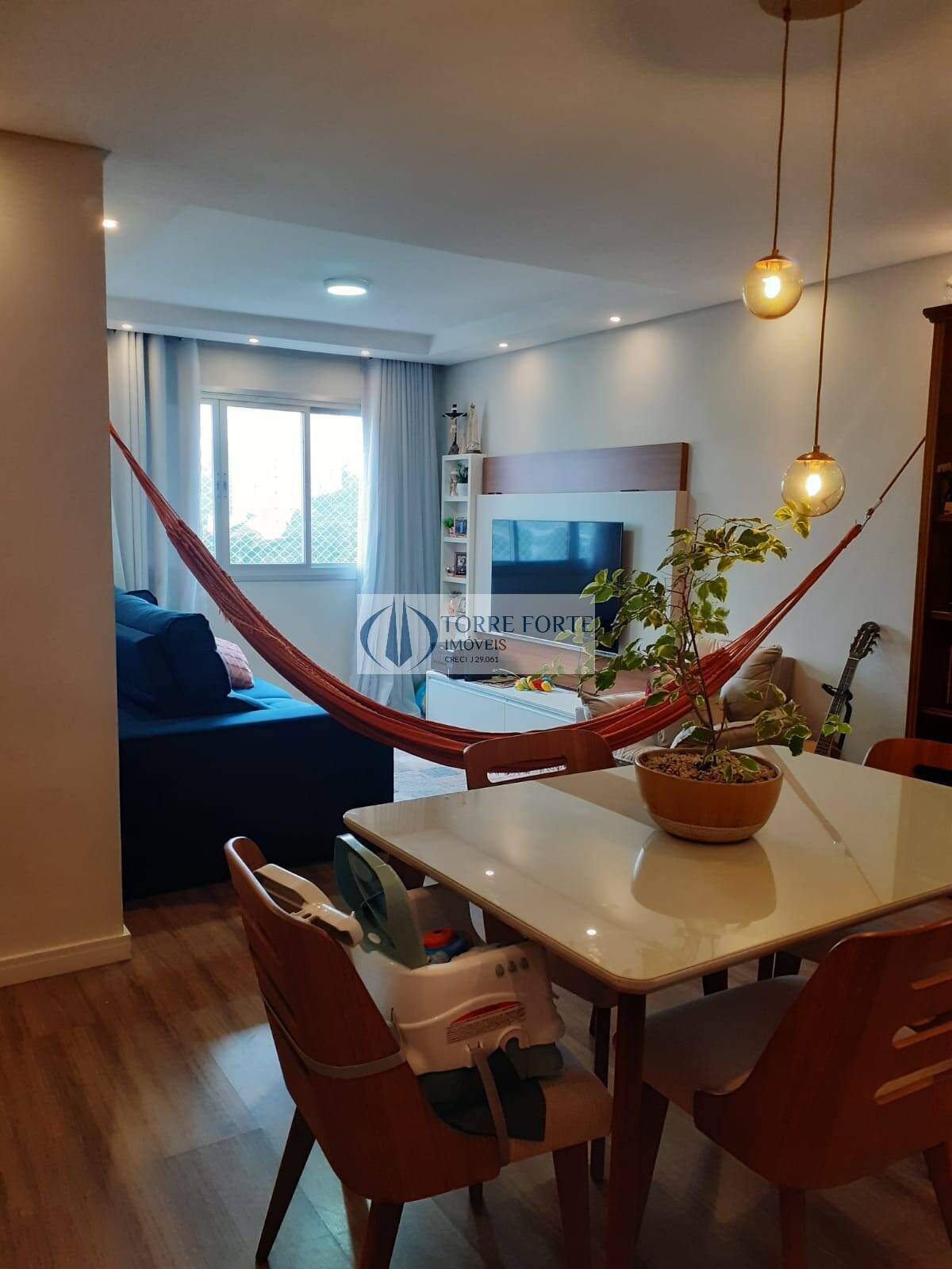 Apartamento à venda com 3 quartos, 74m² - Foto 1