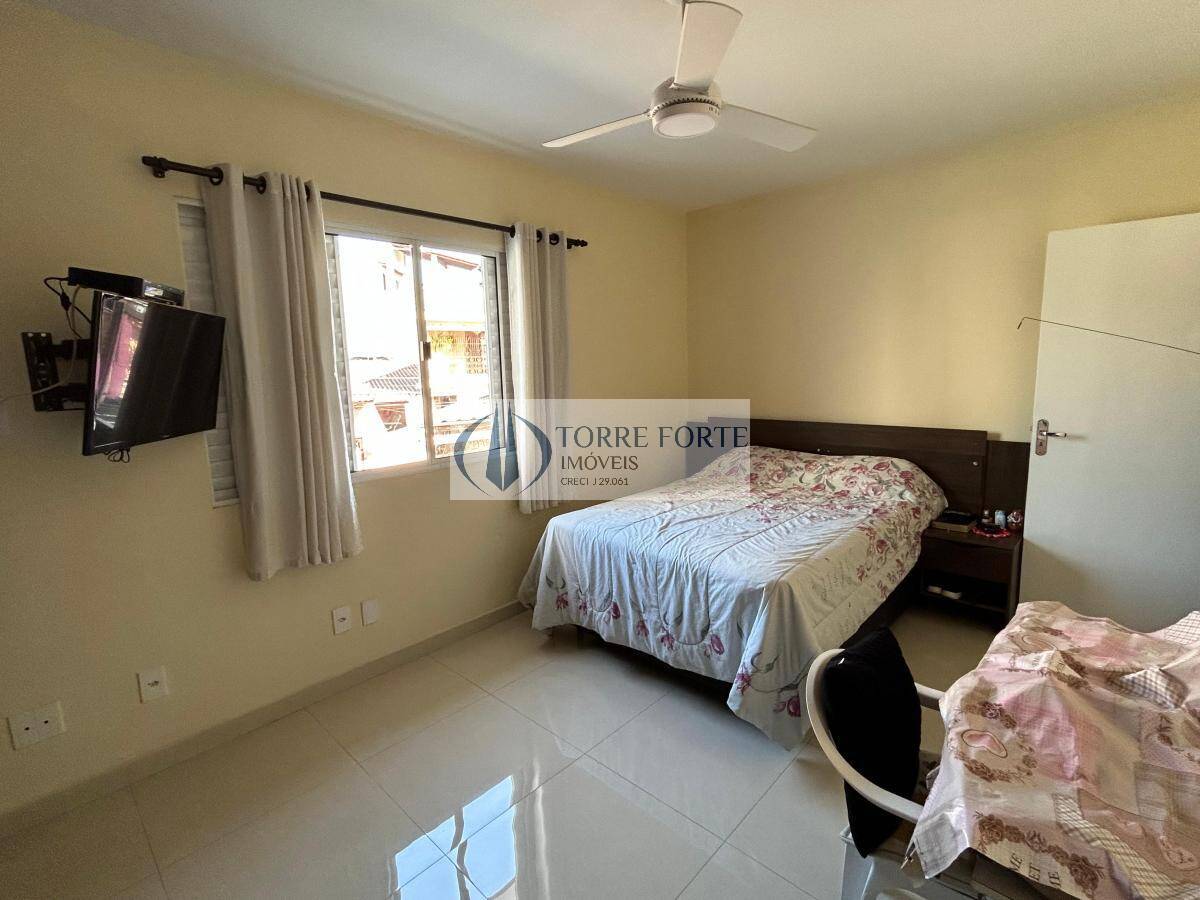 Casa à venda com 2 quartos, 82m² - Foto 17