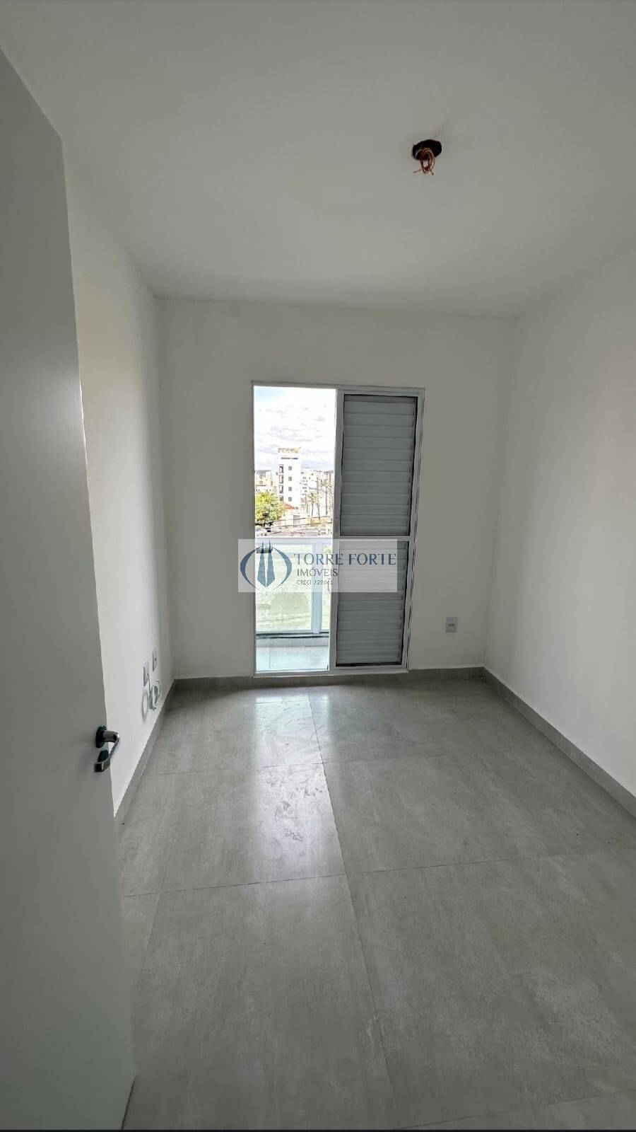 Apartamento à venda com 2 quartos, 52m² - Foto 2