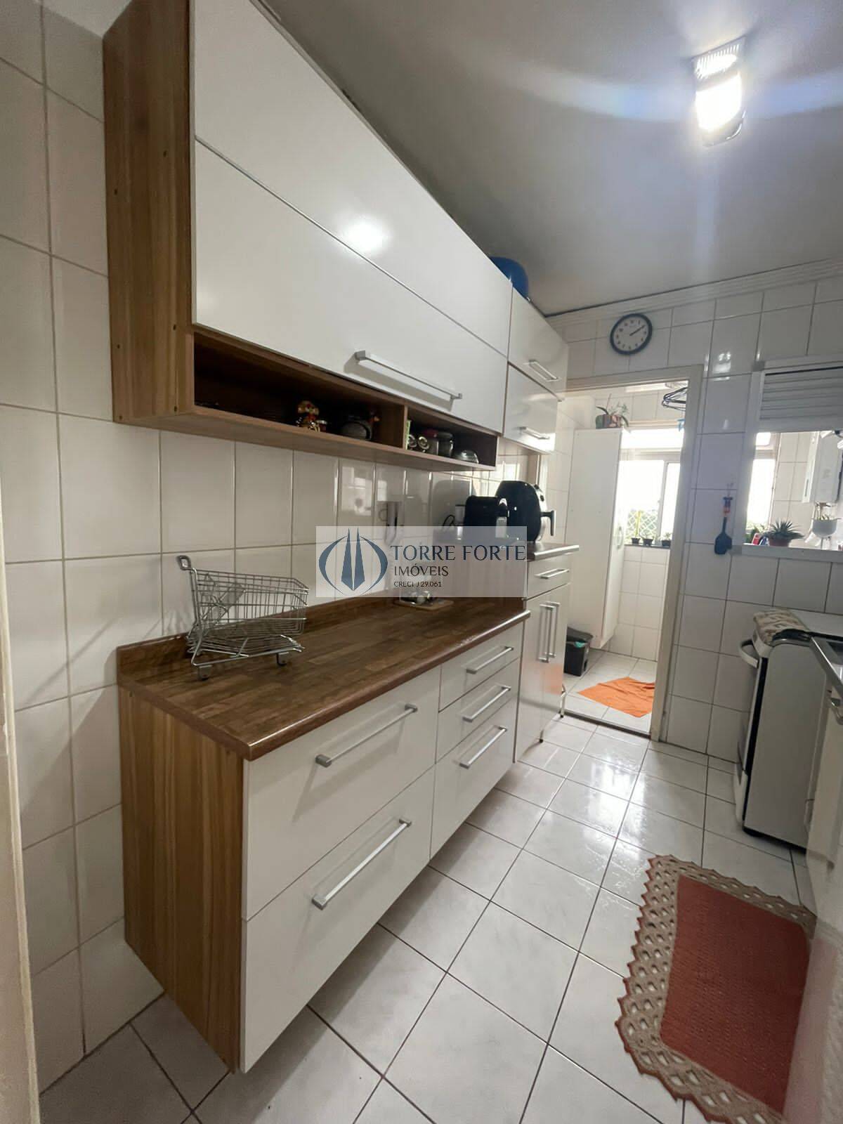 Apartamento à venda com 3 quartos, 62m² - Foto 2