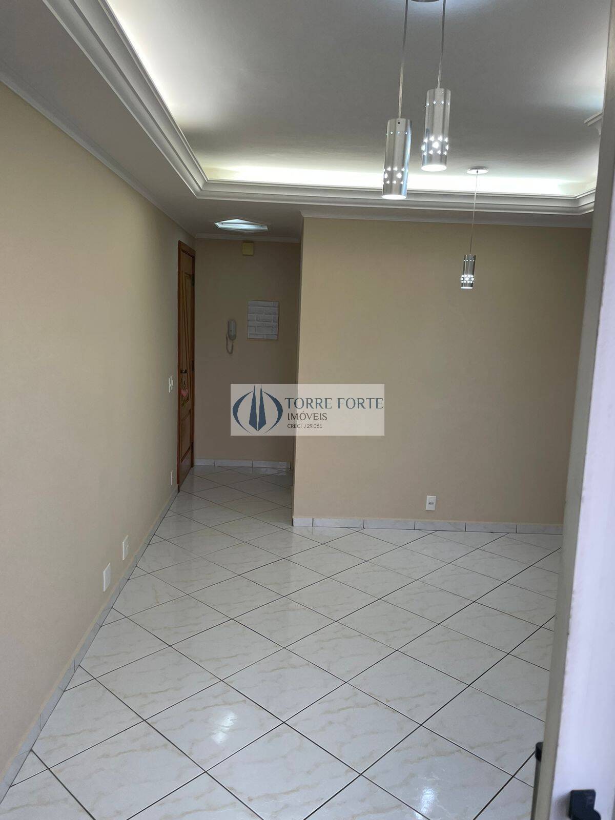 Apartamento à venda com 2 quartos, 58m² - Foto 4