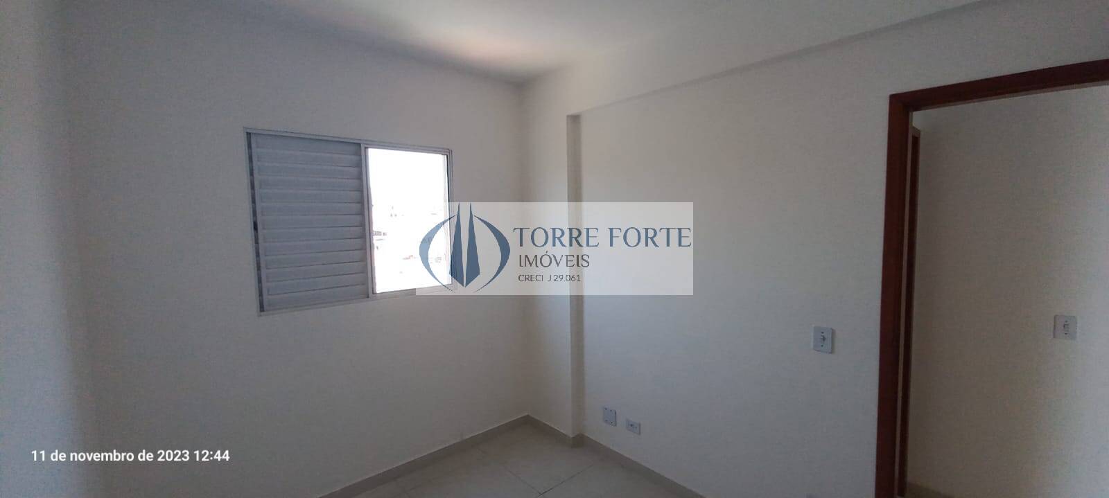 Apartamento à venda com 2 quartos, 46m² - Foto 21