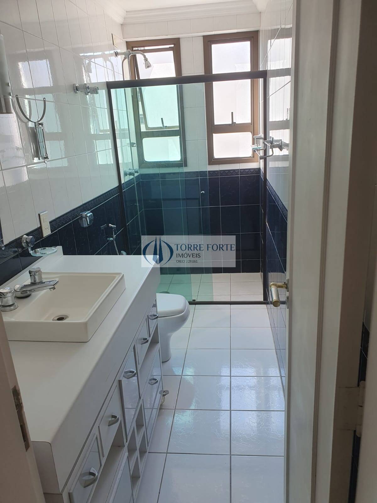 Apartamento à venda com 4 quartos, 183m² - Foto 19