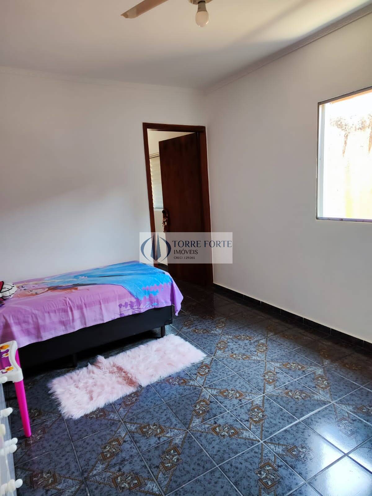 Casa à venda com 5 quartos, 290m² - Foto 17