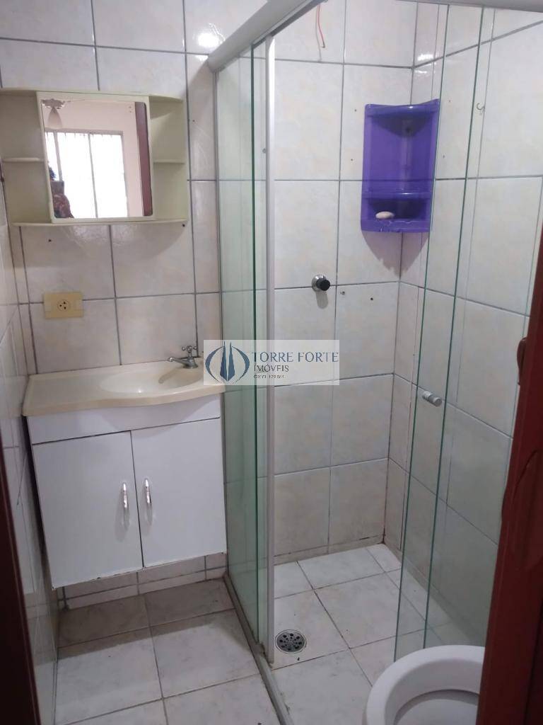 Apartamento à venda com 2 quartos, 42m² - Foto 2