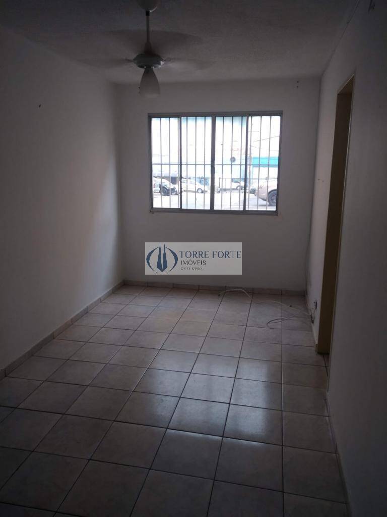 Apartamento à venda com 2 quartos, 42m² - Foto 6