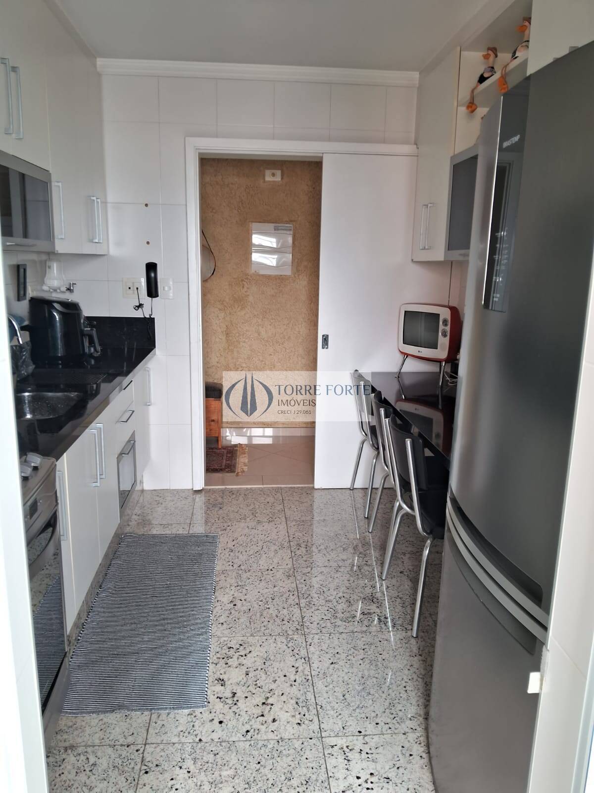 Apartamento à venda com 3 quartos, 84m² - Foto 29