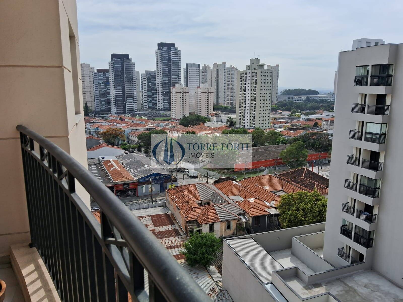 Apartamento à venda com 3 quartos, 84m² - Foto 8