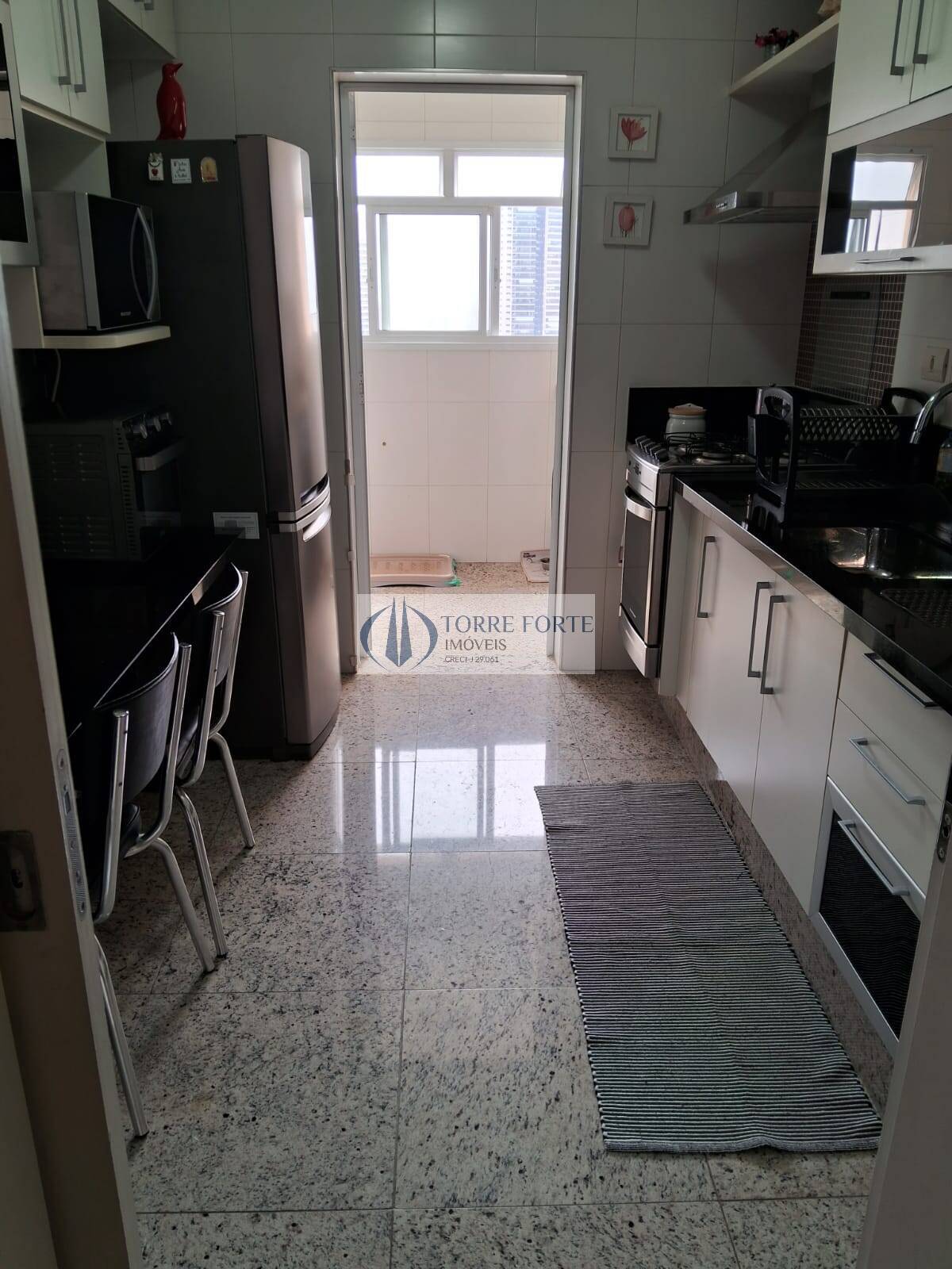 Apartamento à venda com 3 quartos, 84m² - Foto 17