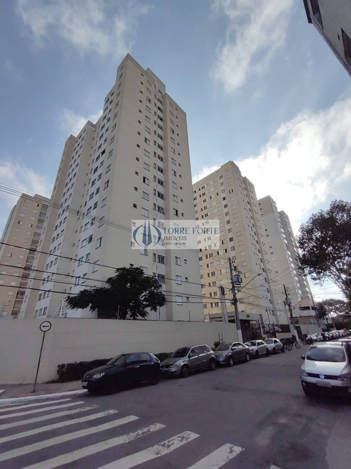 Apartamento à venda com 2 quartos, 50m² - Foto 2