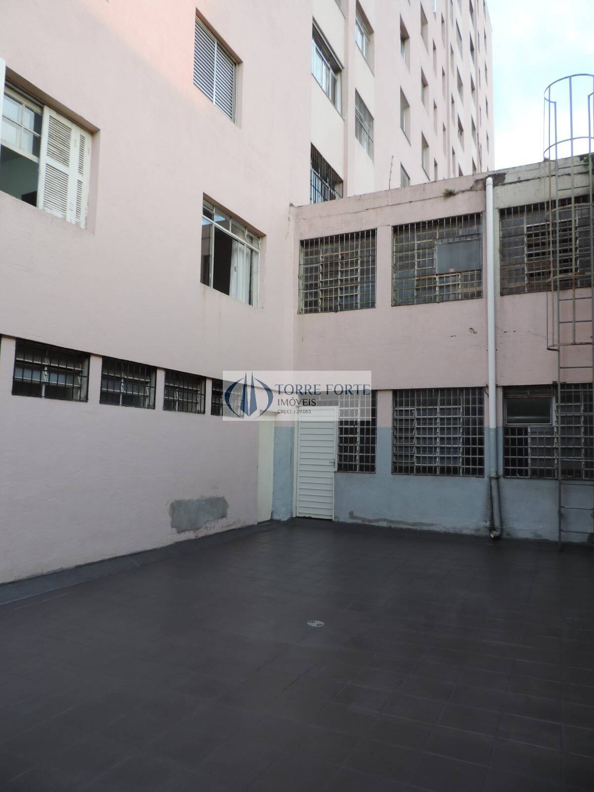 Apartamento à venda com 3 quartos, 129m² - Foto 25