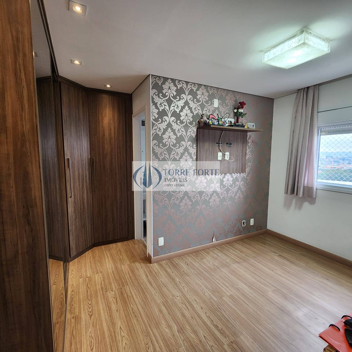 Apartamento à venda com 2 quartos, 60m² - Foto 5