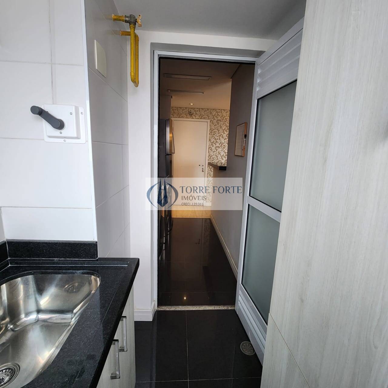 Apartamento à venda com 2 quartos, 60m² - Foto 16