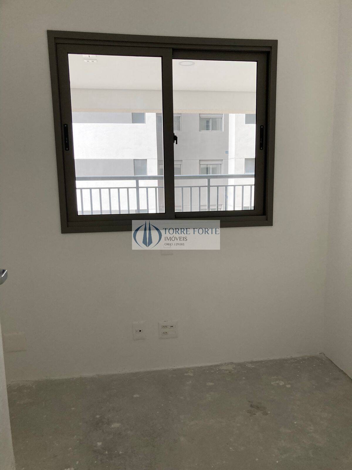 Apartamento à venda com 3 quartos, 89m² - Foto 4