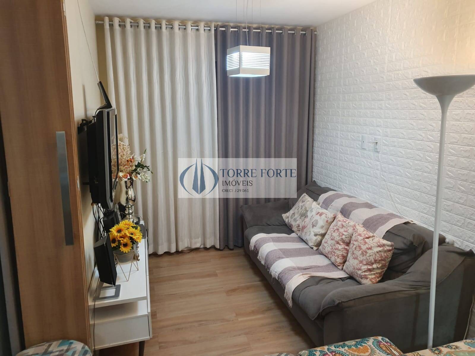 Apartamento à venda com 3 quartos, 74m² - Foto 4