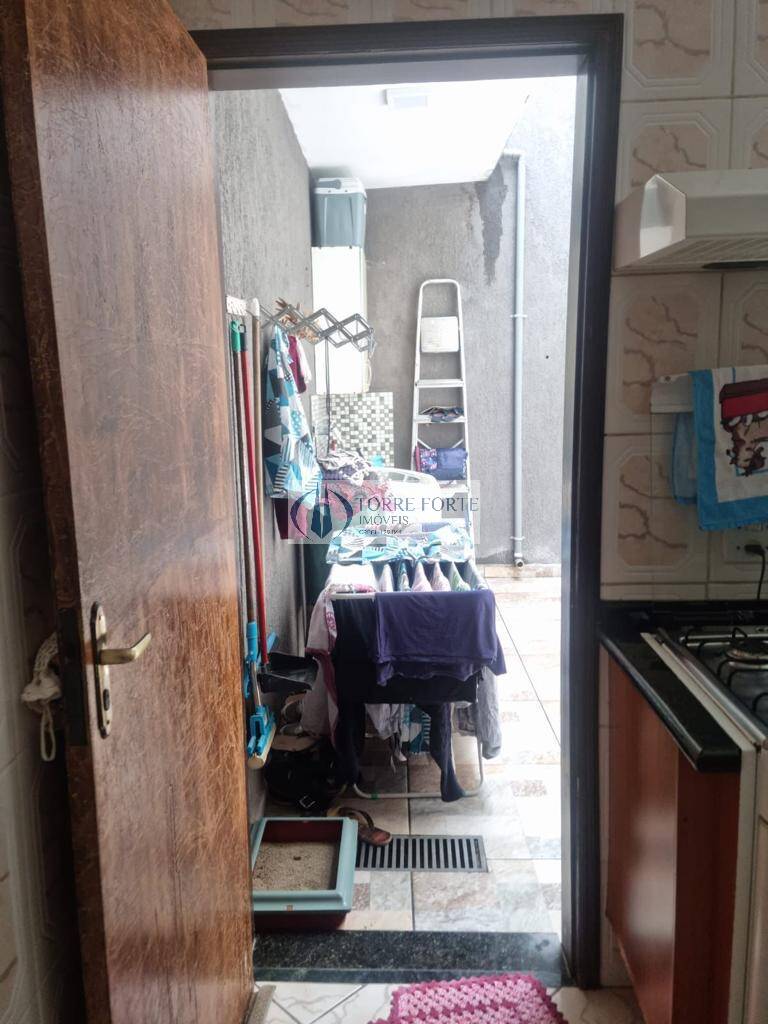 Sobrado à venda com 3 quartos, 120m² - Foto 16