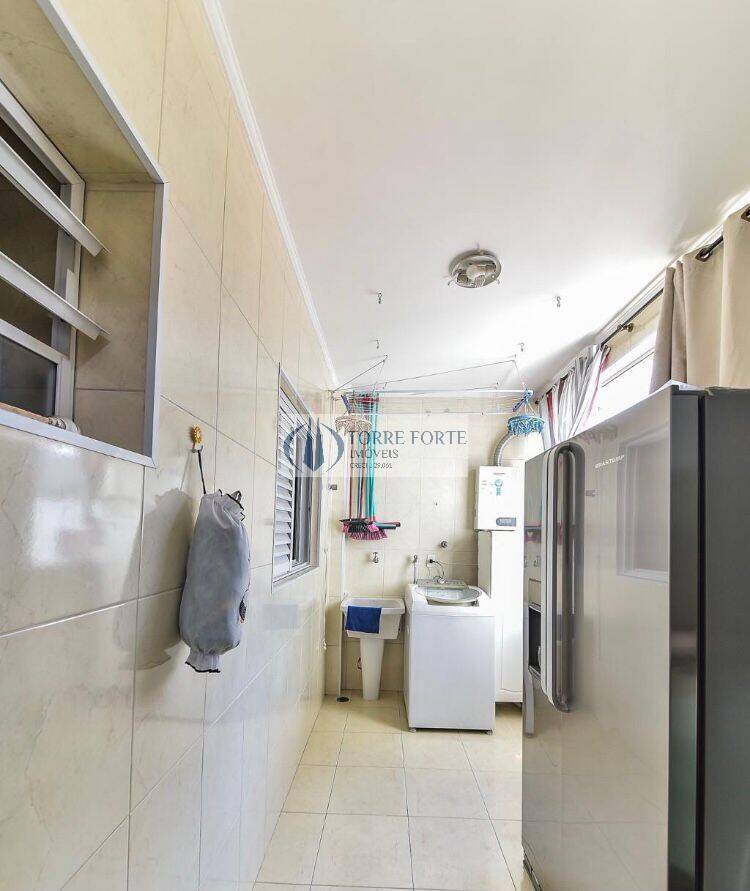 Apartamento à venda com 3 quartos, 96m² - Foto 15