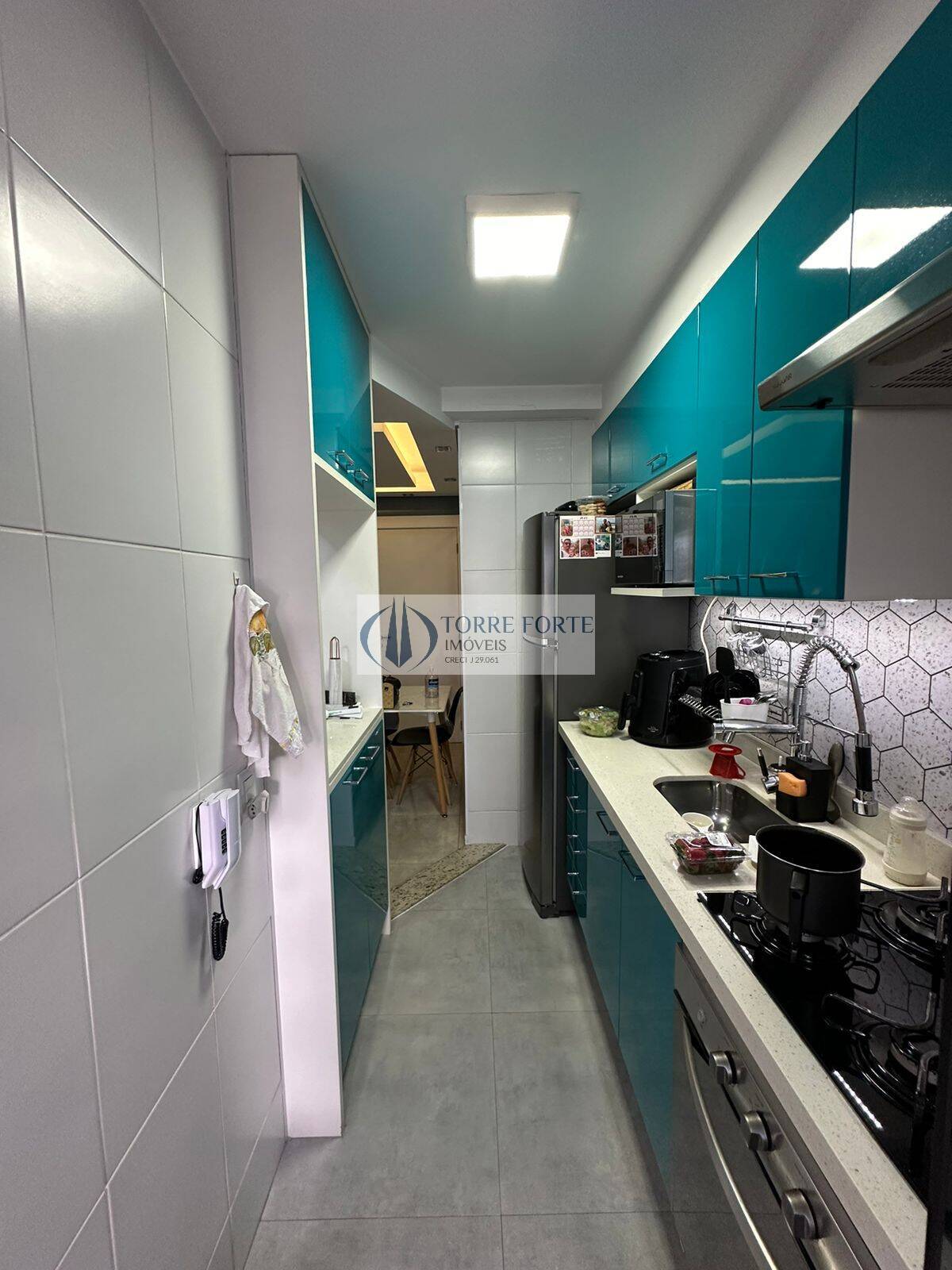 Apartamento à venda com 2 quartos, 45m² - Foto 12