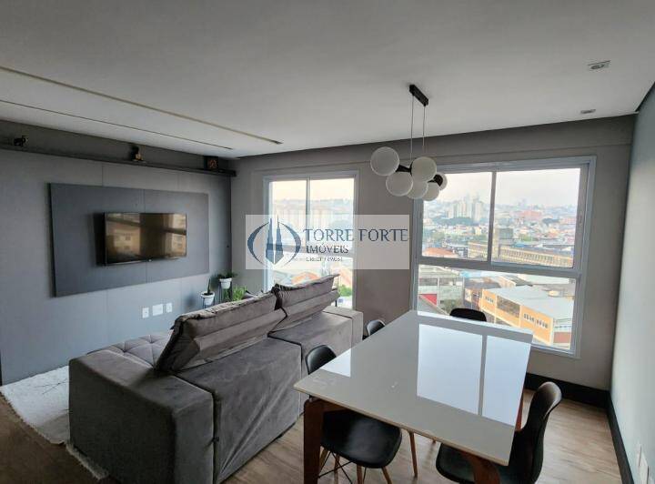 Apartamento à venda com 2 quartos, 60m² - Foto 1