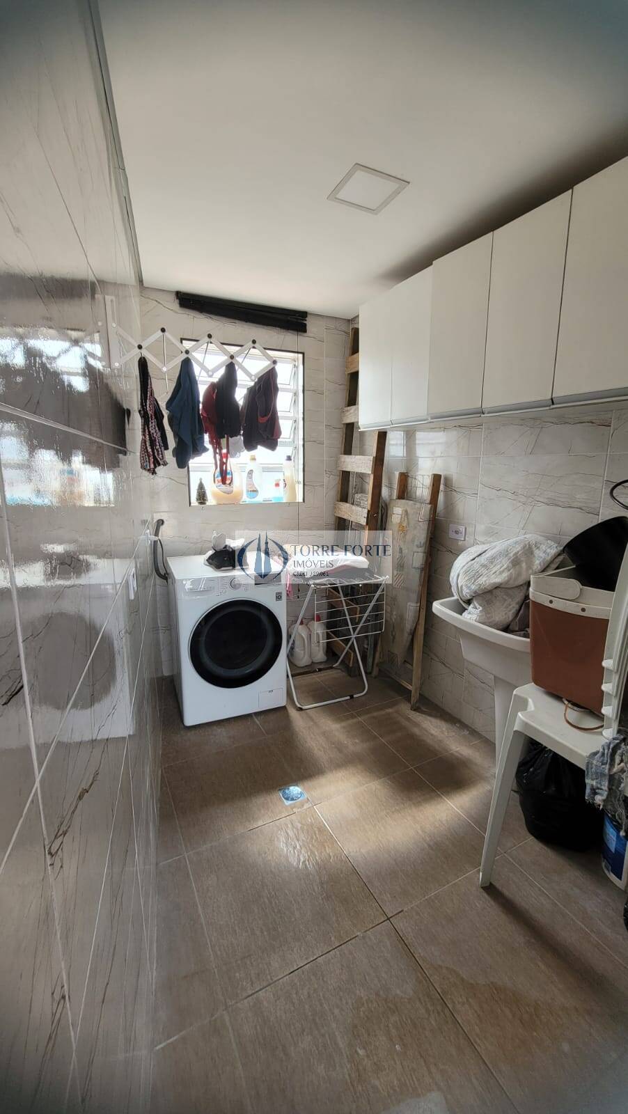 Sobrado à venda com 3 quartos, 320m² - Foto 15