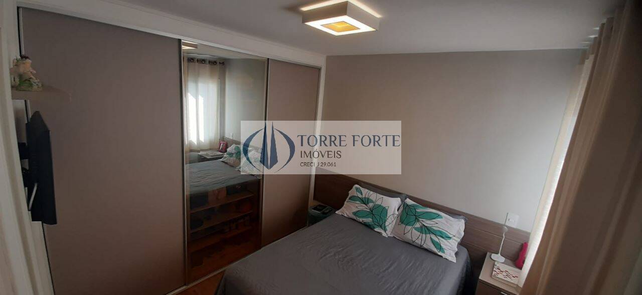 Apartamento à venda com 3 quartos, 66m² - Foto 11