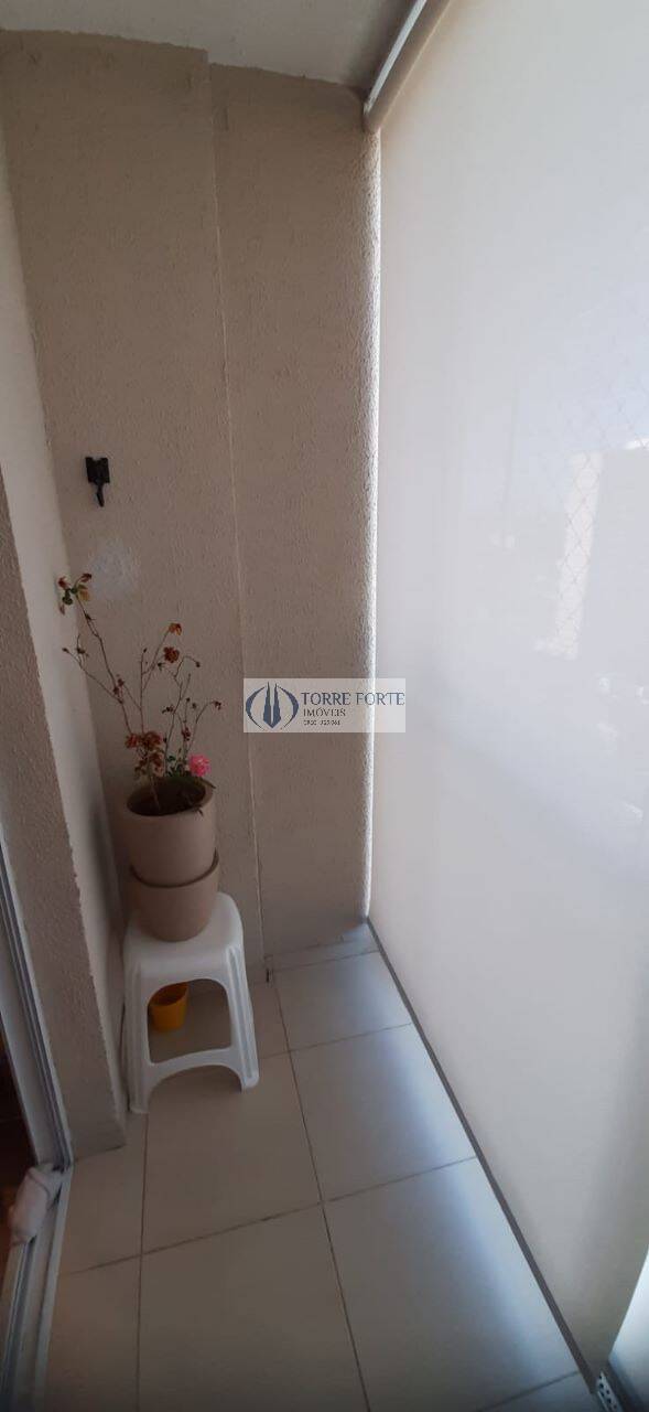 Apartamento à venda com 3 quartos, 66m² - Foto 20